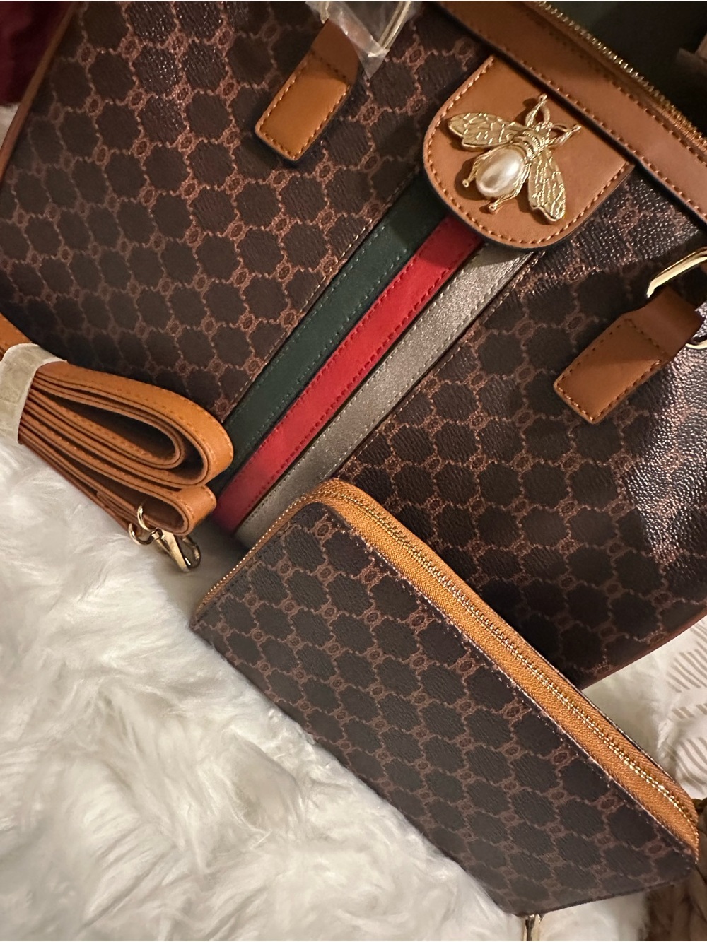 NWT Brown Monogram Bee Boston Satchel & Wallet Set - Picture 2 of 10